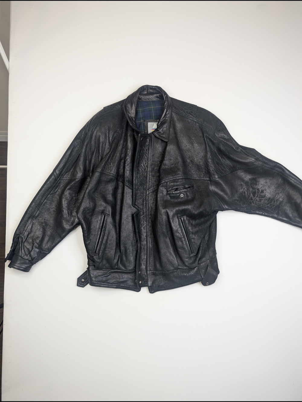 Vintage Classic Men's Black Leather Bomber Jacket - Unbranded